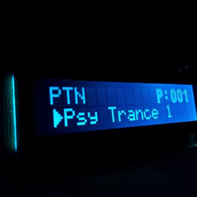 Roland MC 505 - New black-Ice blue display - (Promotional price)