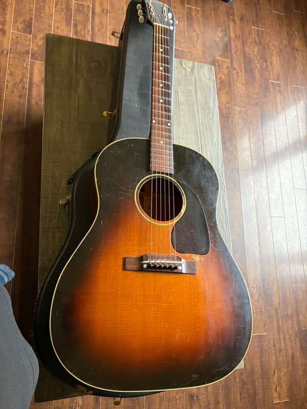 1950 Gibson J45