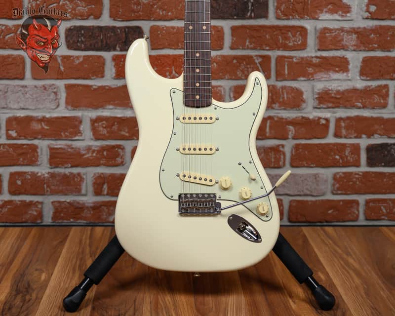 Fender American Vintage II 1961 Stratocaster Olympic White 2026 w/OHSC