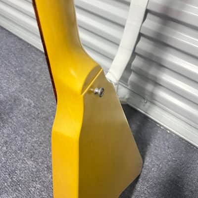Gibson Flying V “Primavera” —short-run model, 1994, rare image 7