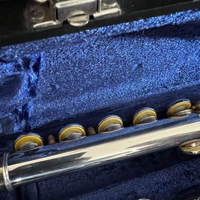 W.T. Armstrong Flute Model 104 Elkhart Indiana 1987 image 2