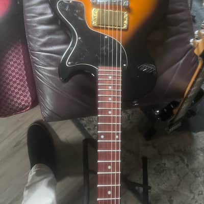 Epiphone Epiphone junior special w/ bigsby image 11