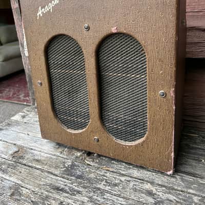 Aragon 5 Watt Tube Amp 1950s, Serviced, recapped and grounded power cord image 3