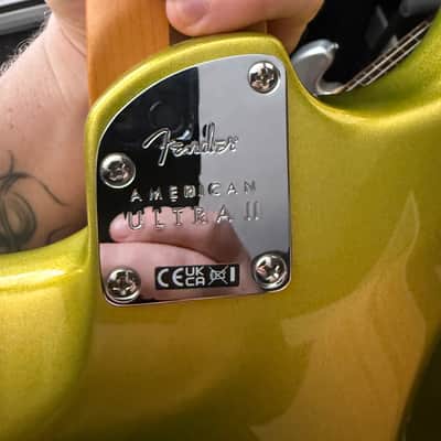 Fender American Ultra II Stratocaster with Maple Fretboard 2024 - Present - Solar Flare image 5