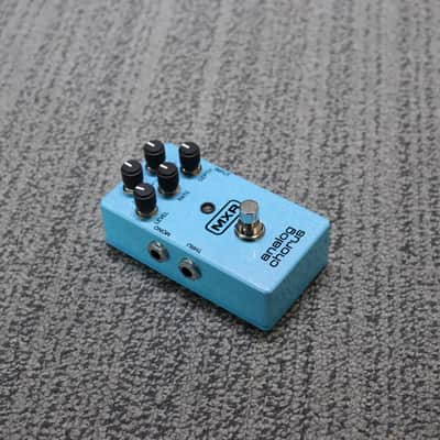 Immagine MXR M234 Analog Chorus Guitar Effects Pedal - 4
