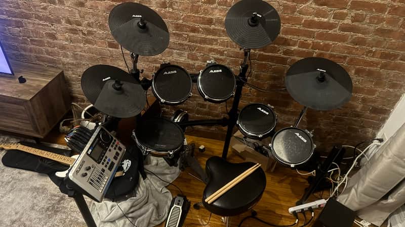Alesis DM10 Studio Kit Electronic Drum Set 2010s - Black image 1