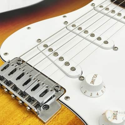 Fender standard stratocaster image 8