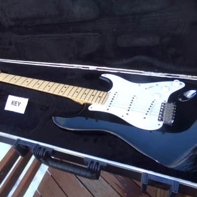 2014 Fender Eric Clapton 'Blackie' Stratocaster w/Seymour Duncan and other replacement pickups image 17