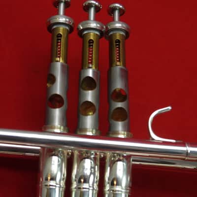 Yamaha YTR-8345R Gen II Xeno Bb Trumpet 2020 - Yellow Brass/Silver Plated image 10