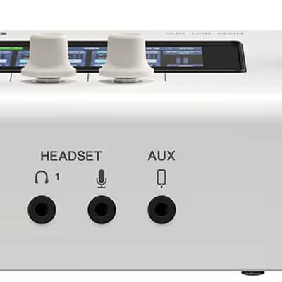 Yamaha URX44 USB-C Audio Interface, White image 4