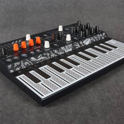 Arturia MicroFreak Synthesizer - 2nd Hand image 3