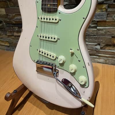 Fender Custom Shop Late '62 Stratocaster Relic/CC - Super Faded Aged Shell Pink image 3