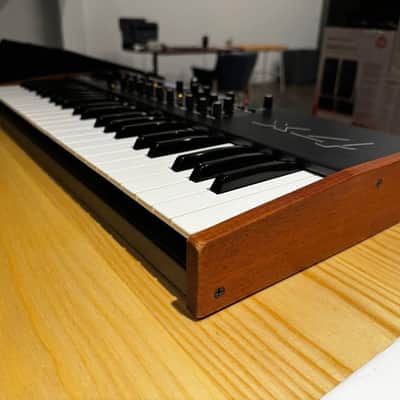 Dave Smith Instruments Mopho x4 44-Key 4-Voice Polyphonic Synthesizer 2013 - 2018 - Black with Wood Sides image 7