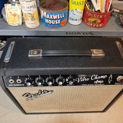 Fender Vibro Champ 1966 - Black Vinyl image 2
