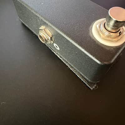 T1M This Ones Mine Mini buffer pedal 2010s - black matte image 3