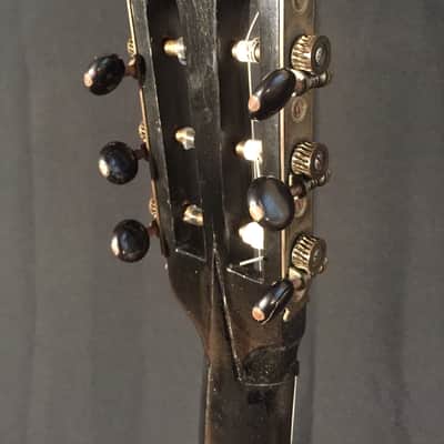 1850 Early romantic small body guitar in excellent un-restored condition with Original wood case image 9