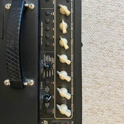 Vox Valvetronix VT15 2008 - 2010 - Black image 3