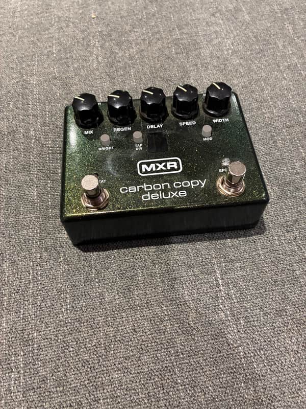 MXR M292 Carbon Copy Deluxe Analog Delay
