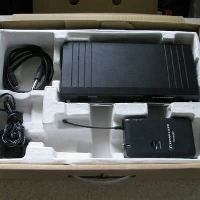 Sennheiser FreePort EM1/SK2 Wireless System image 4