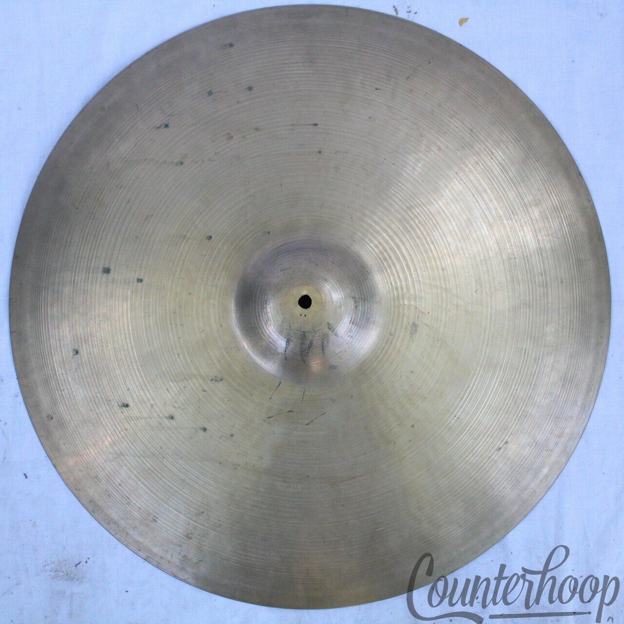 Zildjian 24" 60s Med-Thin Ride Cymbal Avedis B20 A Original Patina Jazz Vintage — main photograph