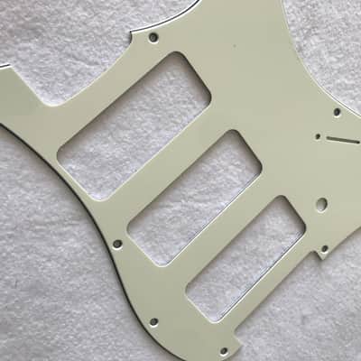 For Fender Stratocaster Strat P90 3 Pickup Guitar Pickguard,3 Ply Mint Green image 5