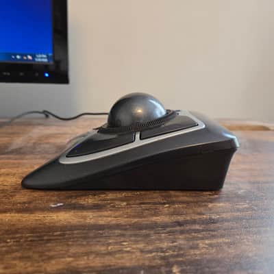 Kensington  Expert Trackball USB Mouse #K64325 Scroll Wheel   Black/Silver image 5