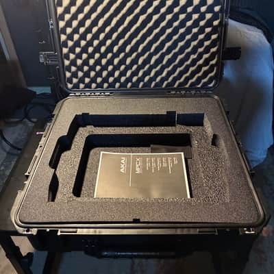Akai MPC X Special Edition Standalone Sampler / Sequencer 2023 - Present - Grey image 6