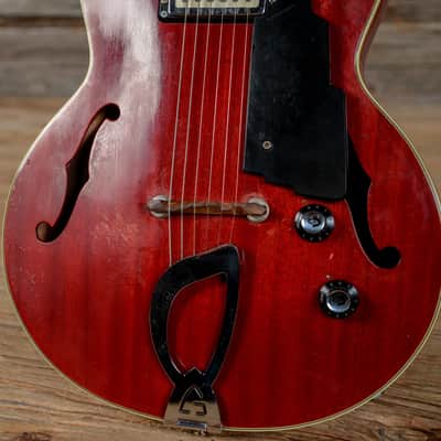 Guild Freshman M-65 3/4 Cherry 1964 image 12