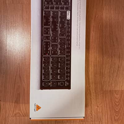 Behringer Pro-1 Analog Synthesizer 2019 - Present - Black