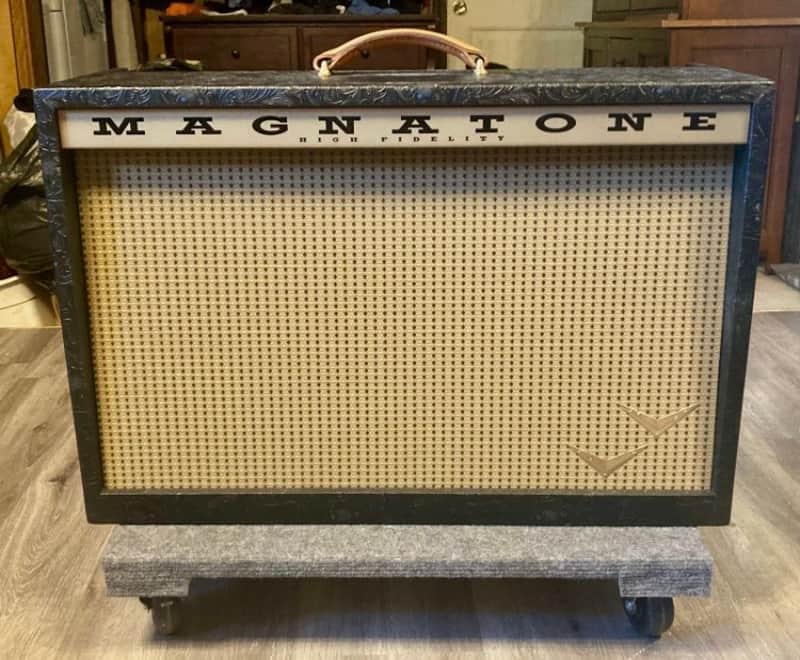 Magnatone Twilighter Stereo 22+22-Watt 2x12" Guitar Combo image 1