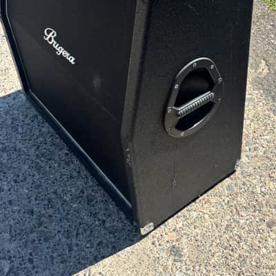Immagine Bugera 412H-BK 4x12 guitar cab in black - 2