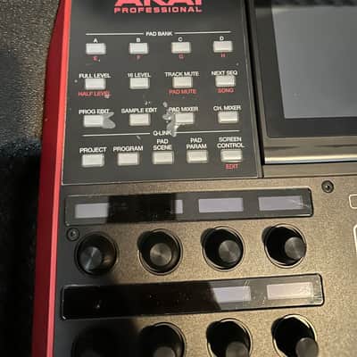 Akai MPC X Standalone Sampler / Sequencer 2017 - Present Black image 2