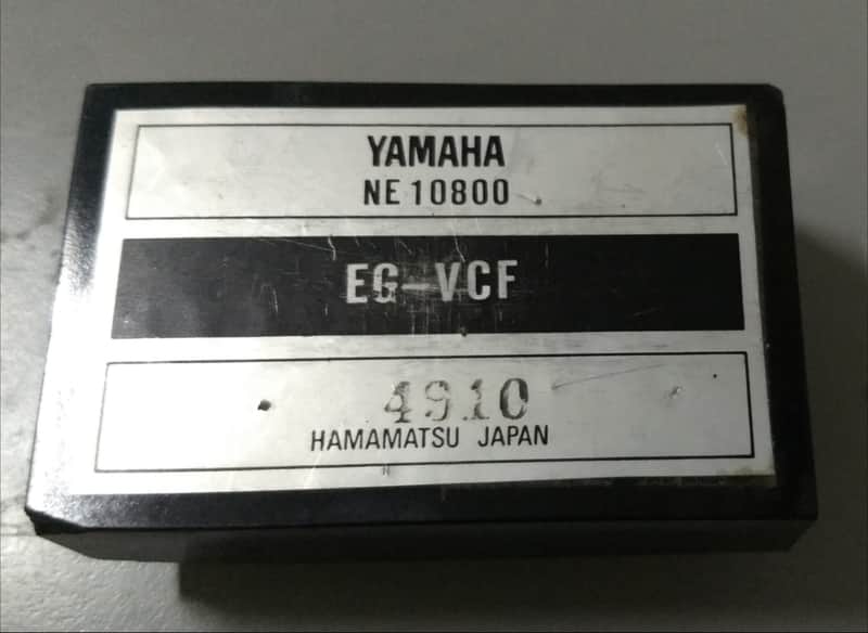 YAMAHA YAMAHA IC EG-VCF NE10800 1970 NEGRO image 1