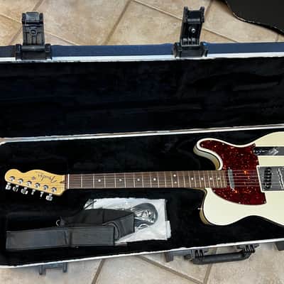 2011 Fender American Deluxe Telecaster Olympic Pearl image 3