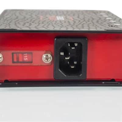 Pedal Board Power Supply With 5 Isolated Outputs image 3