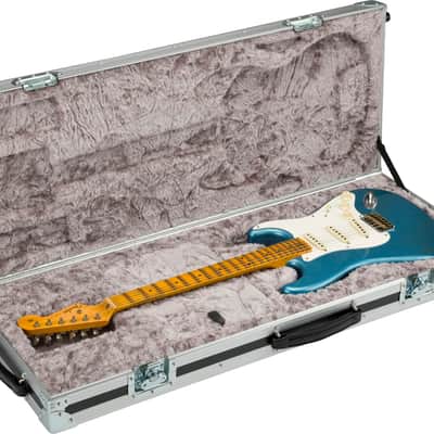 Fender CEO Flight Case with Wheels Black/Silver image 8