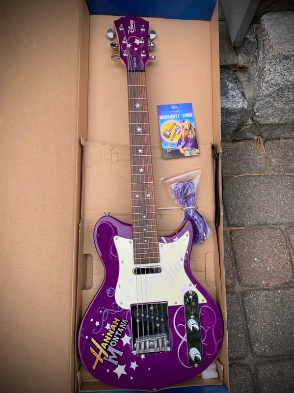 Disney by Washburn Hannah Montana  2005-2010 Purple image 1