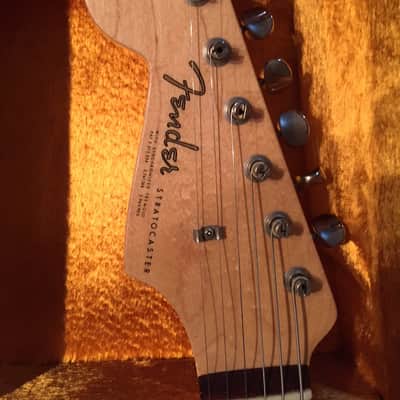Fender Custom Shop 1961 NOS Stratocaster Lefty 2007 Aged Daphne Blue image 4