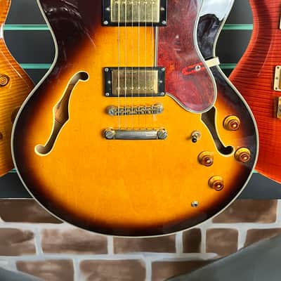Epiphone Sheraton II Vintage Sunburst 2004 Semi-Hollow Electric Guitar image 4
