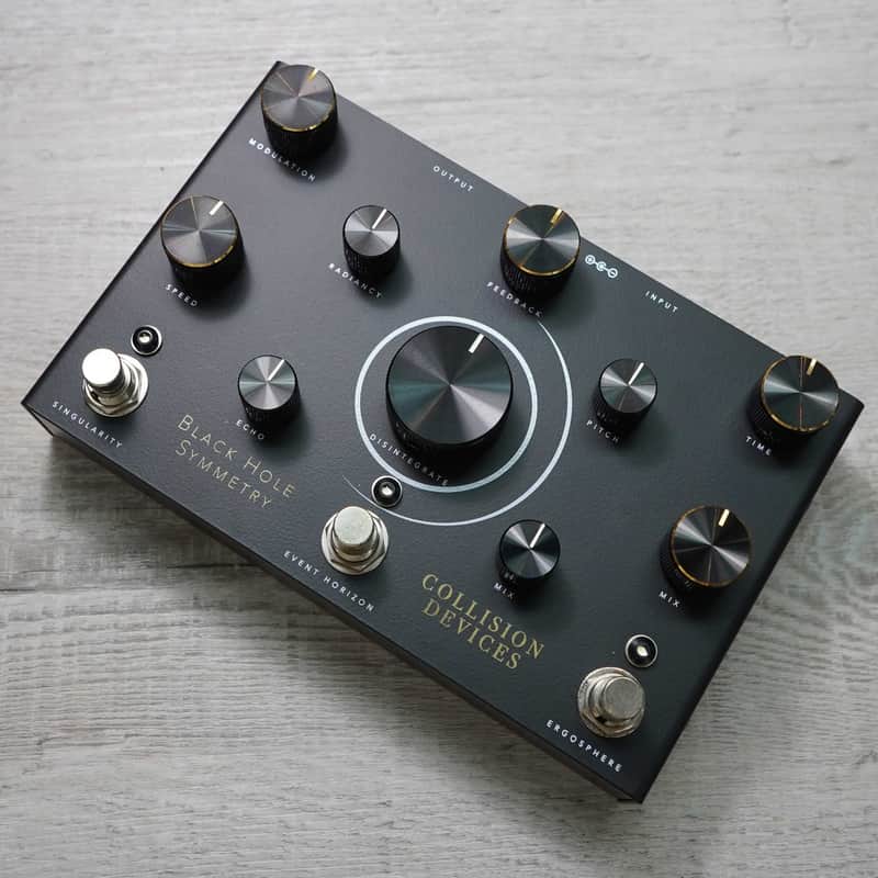 Collision Devices Black Hole Symmetry