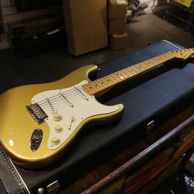 Fender Lincoln Brewster Stratocaster 2019 - Present - Aztec Gold image 3