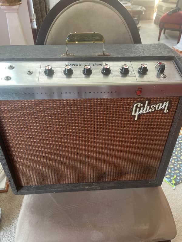 Gibson GA 8T / Discover Tremolo Early 60’s - Excellent, with only minor dings on the corners of the torte image 1