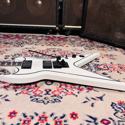 2008 Dean SplitTail Floyd Zakk Wylde w/ OHSC - Limited Edition - Classic White w/ Pinstripe image 11