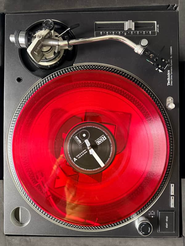 PAIR of Technics SL-1200MK5 Turntables Black