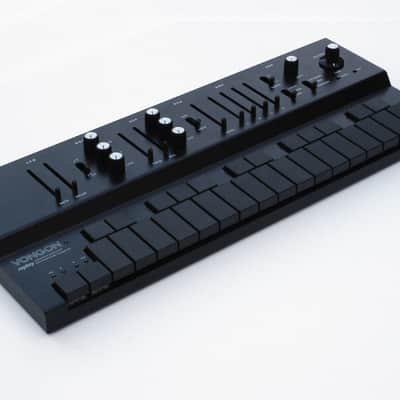 Vongon Replay Black image 1