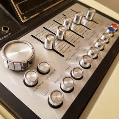 Brother Weird Atomic Age Charisma II BR-5 Quadrophonic Stereo System BSR Turntable 8-Track AM FM Radio 1970s - Cream and black Plastic image 2