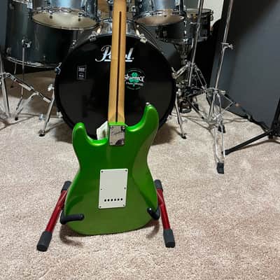 Squier Affinity Series Stratocaster with Maple Fretboard 2001 - 2018 - Black image 5