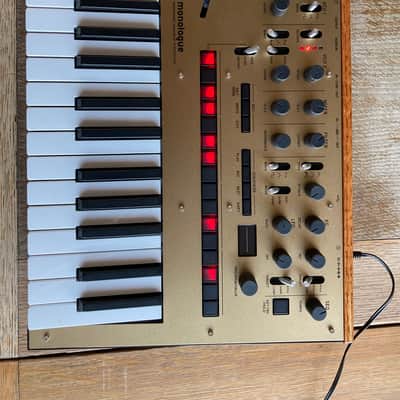 Korg Monologue Monophonic Analog Synthesizer 2016 - Present - Gold image 1
