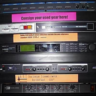 34 Rack Space Sign Holders PLASTIC - BLACK image 2