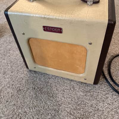 Fender Champion 600 5-Watt 1x6" Guitar Combo 2014 - Two-Tone Blonde / Brown image 2